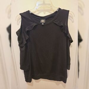 Babeau Open shoulder top 